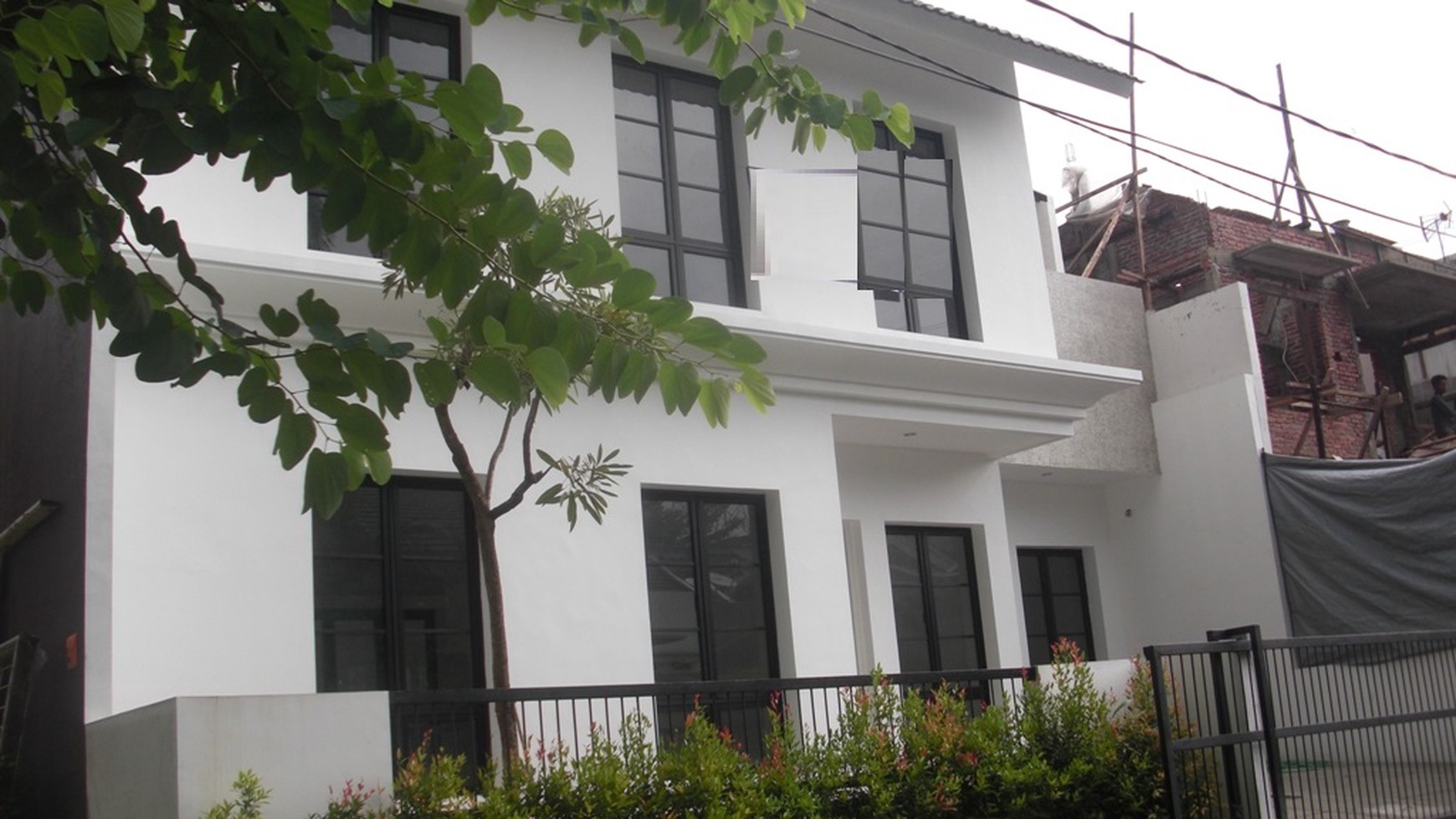 RUMAH CANTIK DALAM CLUSTER BINTARO JAYA 9