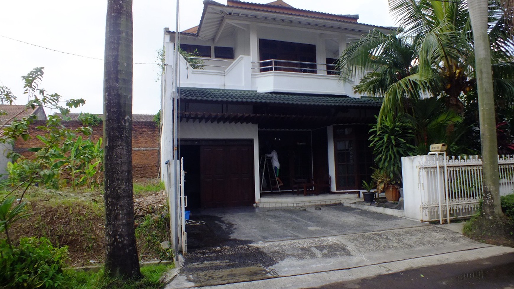 Rumah siap huni, asri di sektor 1 Bintaro Jaya, DKI.