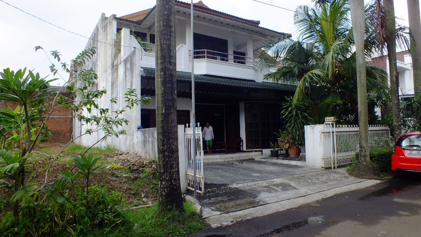 Rumah siap huni, asri di sektor 1 Bintaro Jaya, DKI.