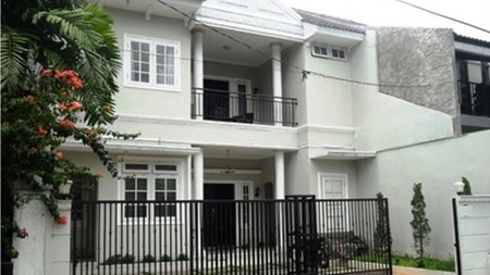 Rumah Sektor 1 Bintaro Dki Jaksel.....