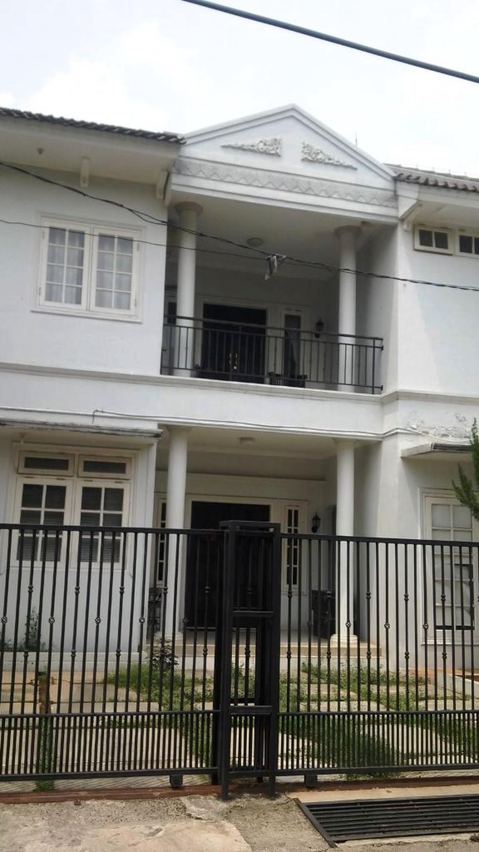 Rumah Sektor 1 Bintaro Dki Jaksel.....