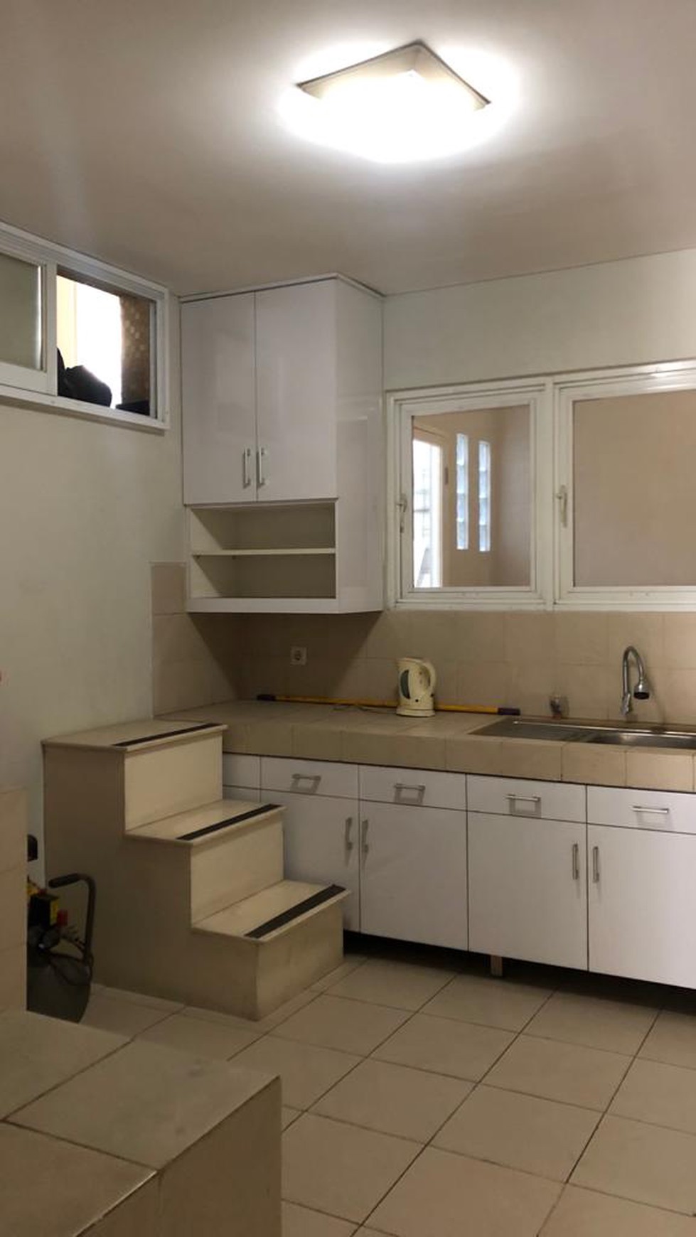 Rumah Siap Huni, Hunian Nyaman, dan Asri @Kebayoran Height, Bintaro