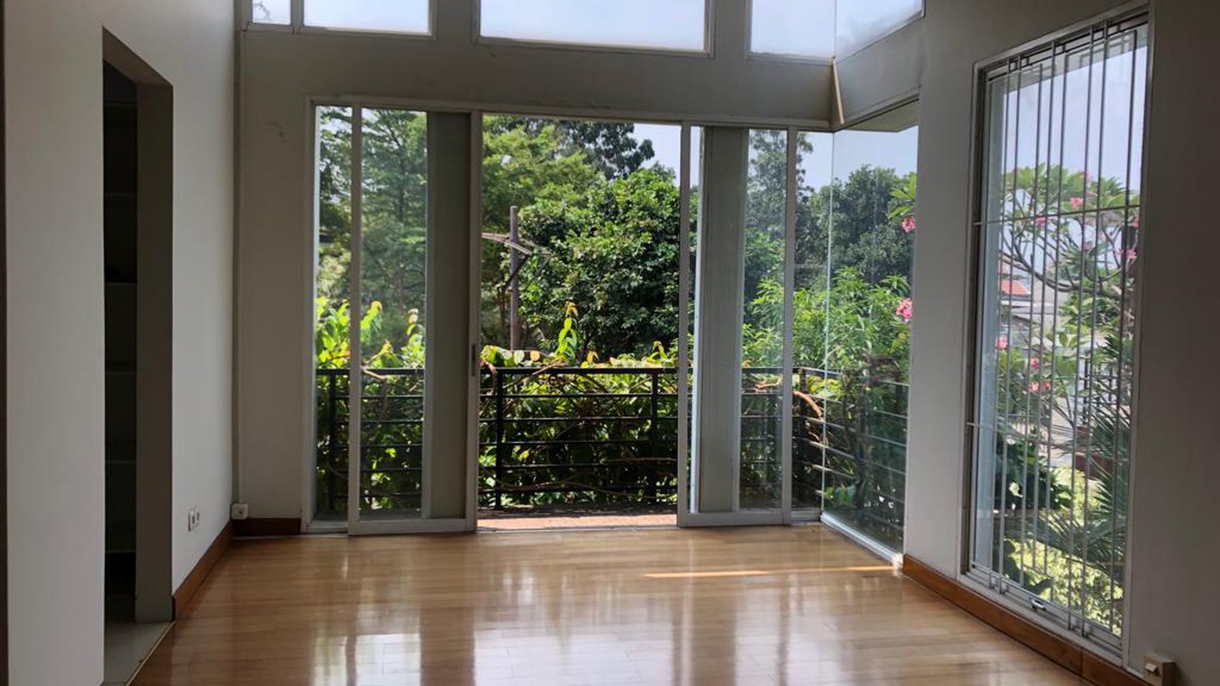 Rumah Siap Huni, Hunian Nyaman, dan Asri @Kebayoran Height, Bintaro