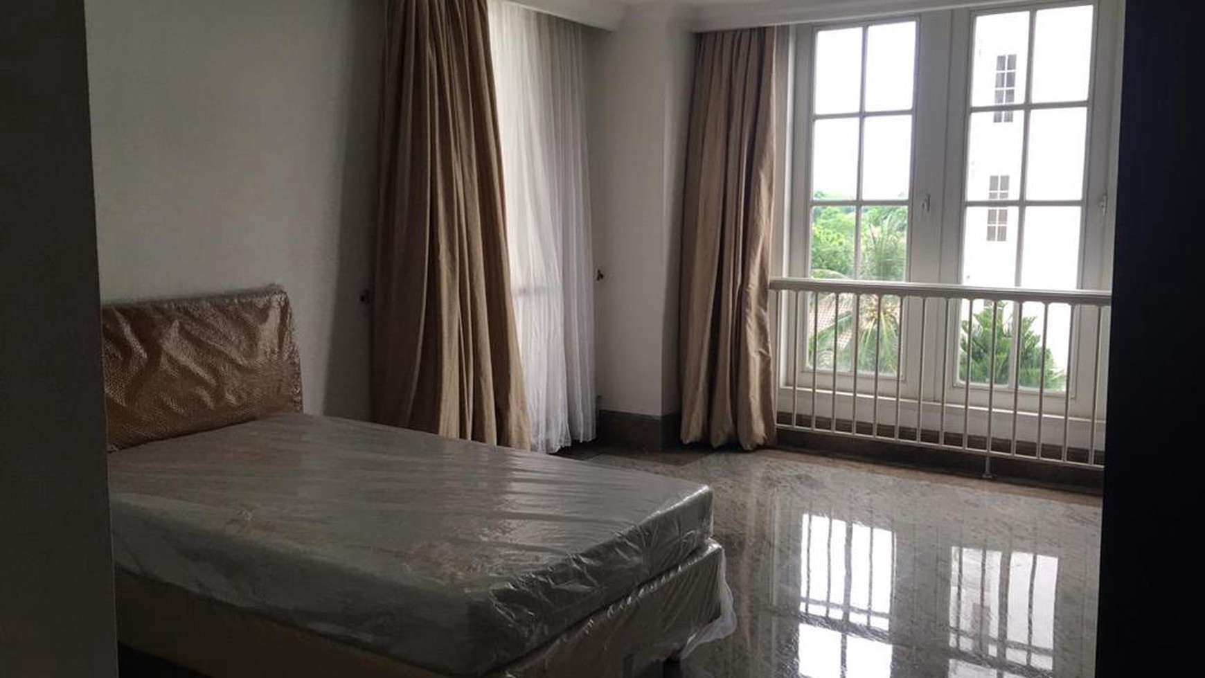 3BR Apartment Permata Hijau