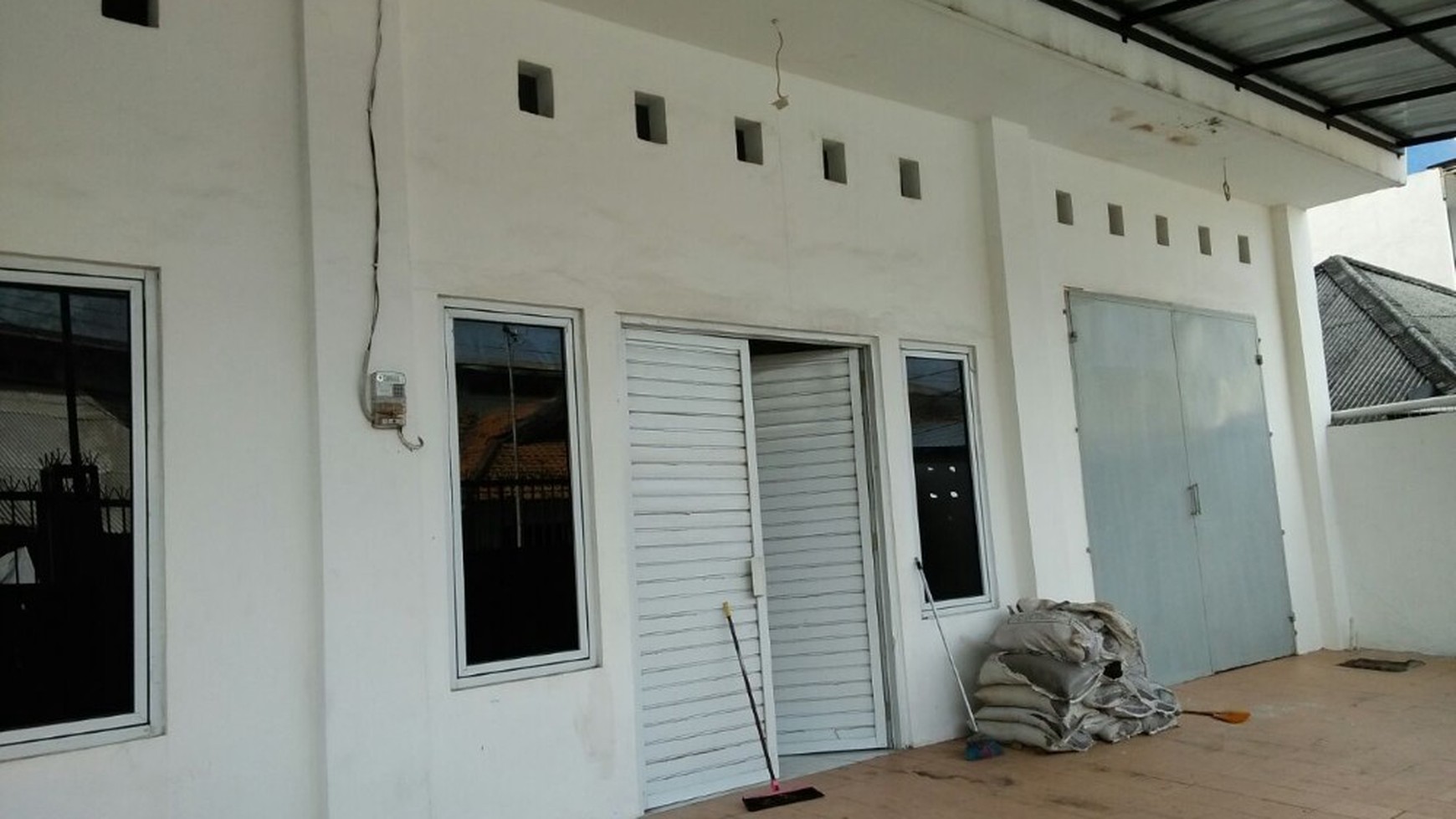 Dijual: Rumah Kost, 19 Kamar, Jl Warakas, 
Luas 15m² x 25m²