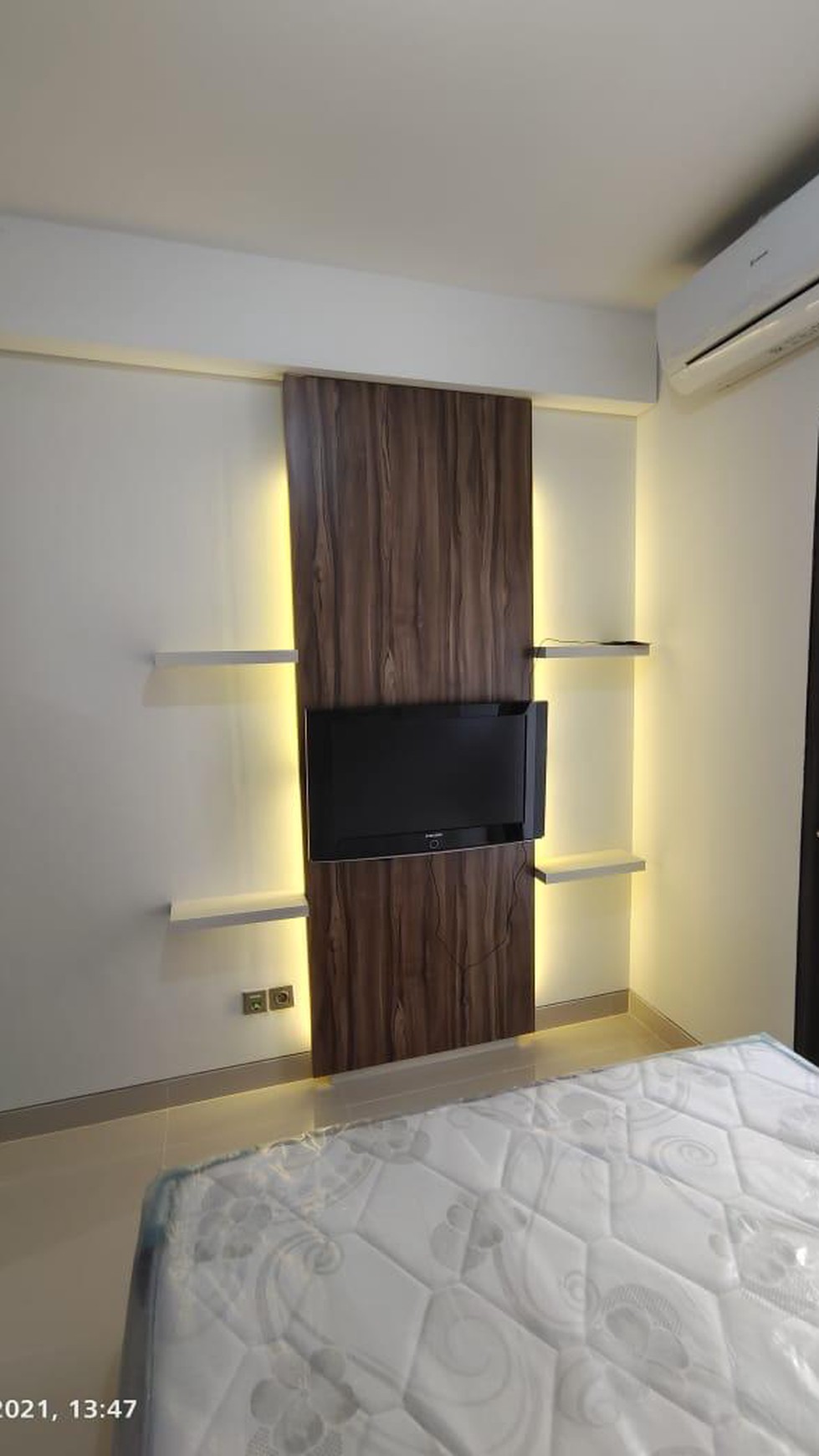 Apartemen Trans Park Cibubur No Cantik lantai 9 no 09, Furnished