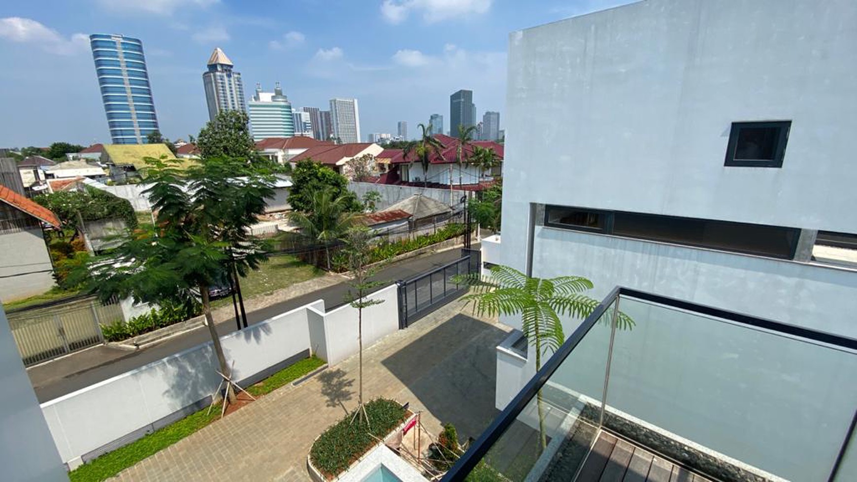 BRAND NEW MODERN AND MINIMALIST HOUSE AT AMPERA, JAKARTA SELATAN