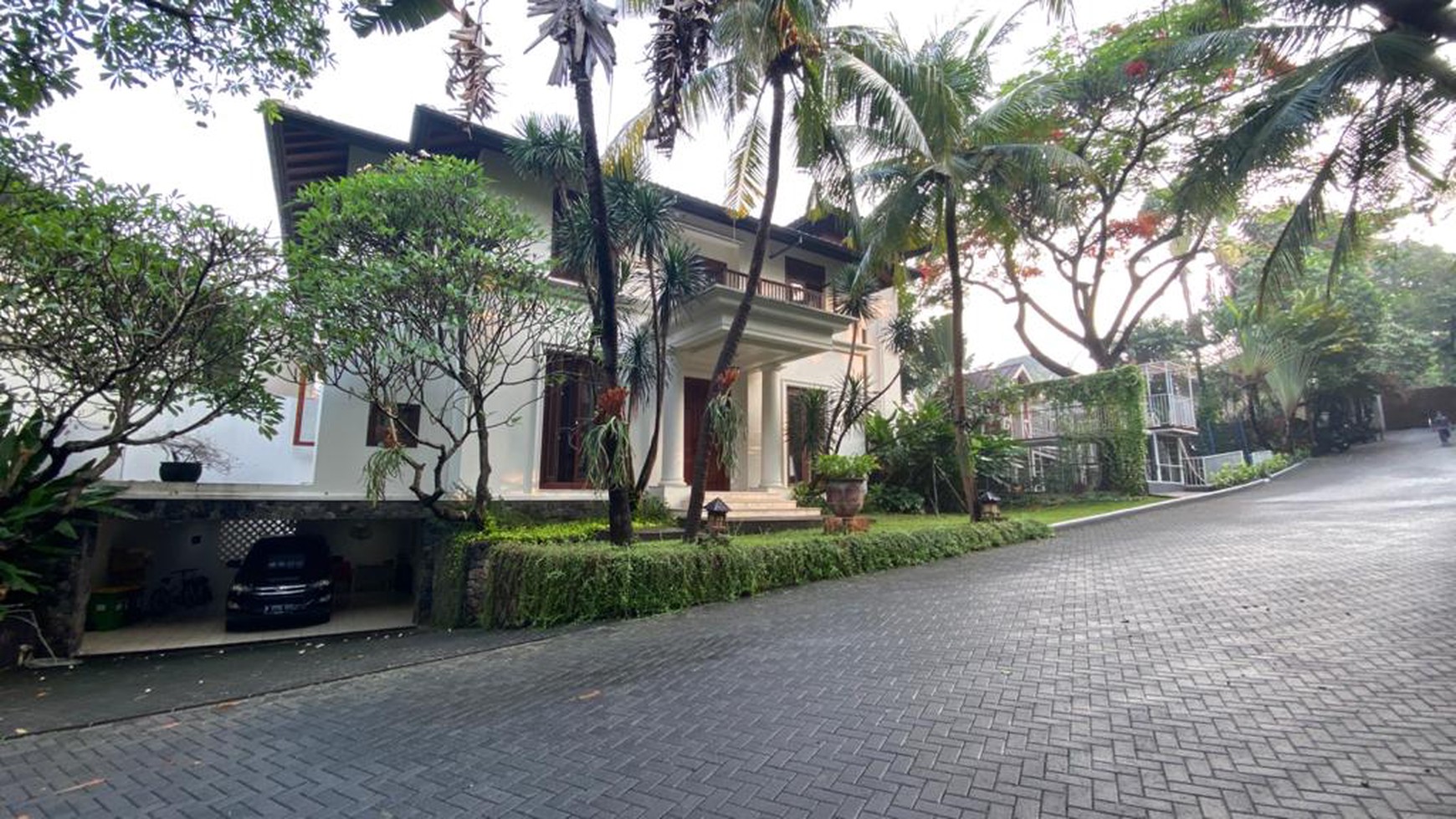 Beautiful house design bali style in  cipete area