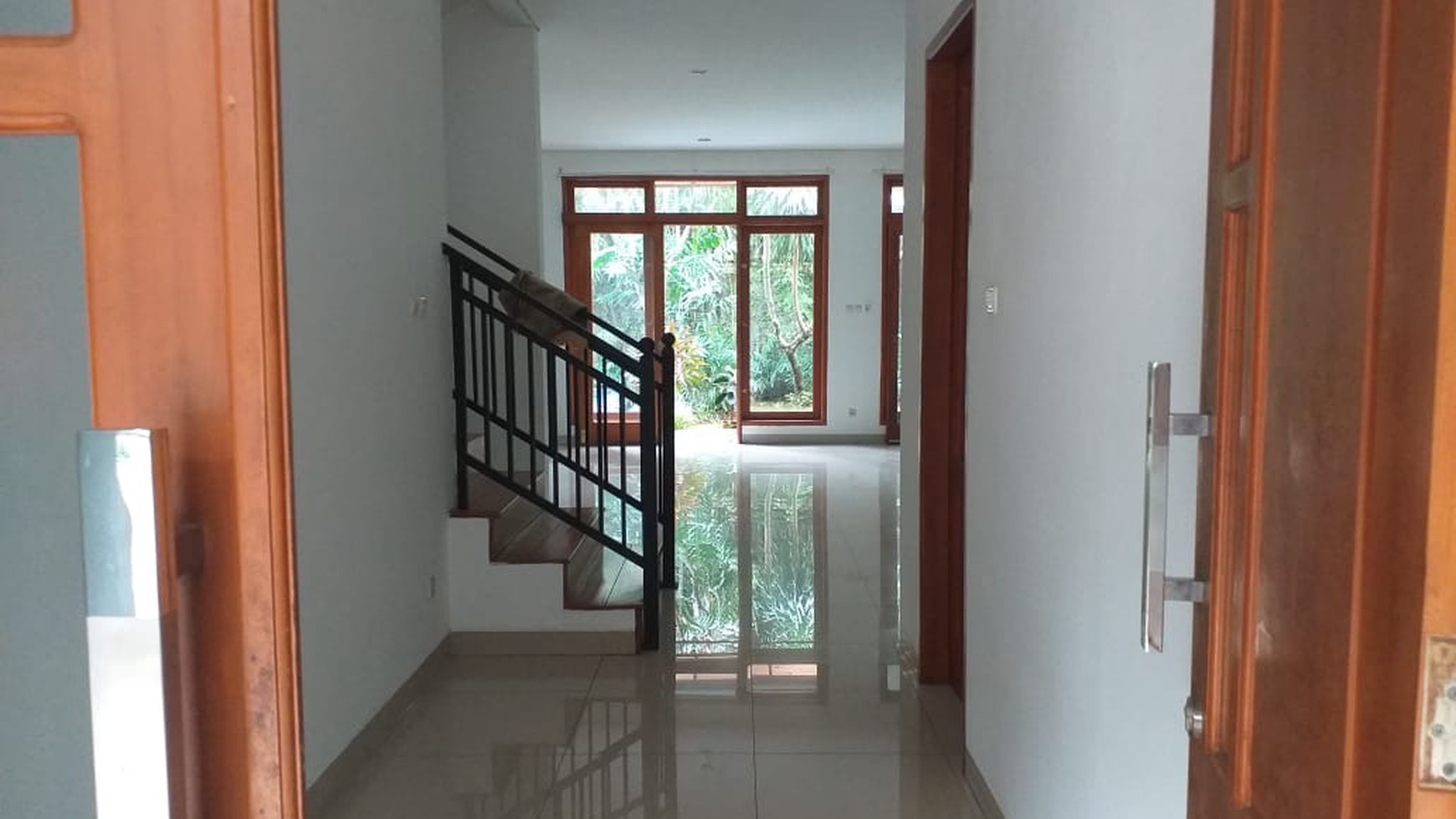 COZY AND BEAUTIFUL HOUSE AT KEMANG, JAKARTA SELATAN