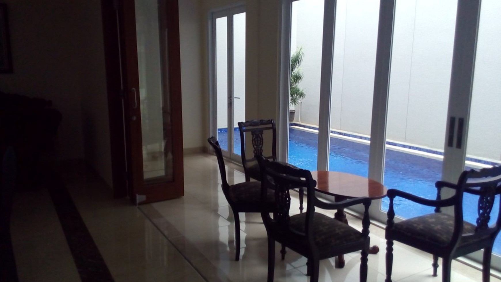 Beautiful House for rent in center of jakarta area