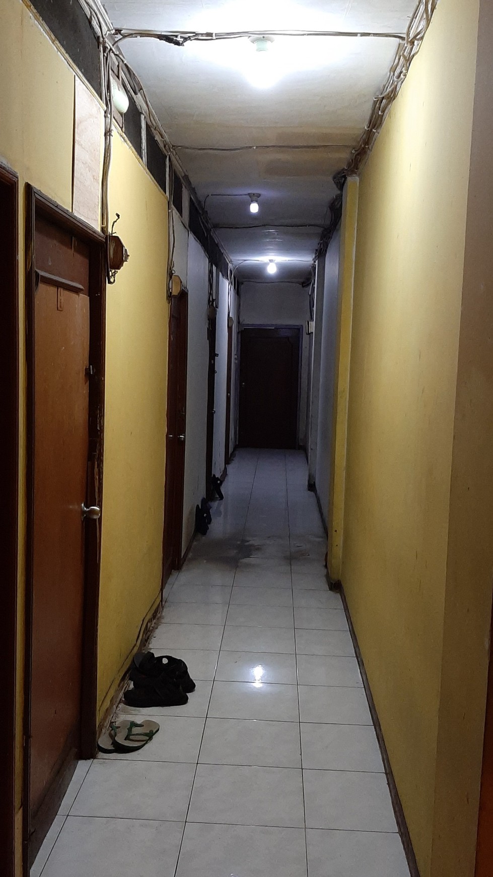 Ruko kost 5 lantai di Hayam Wuruk Raya - 24 kamar