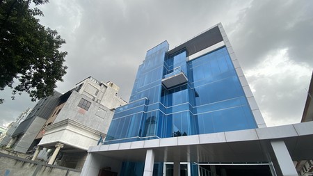 BRAND NEW OFFICE BUILDING AT MENTENG AREA