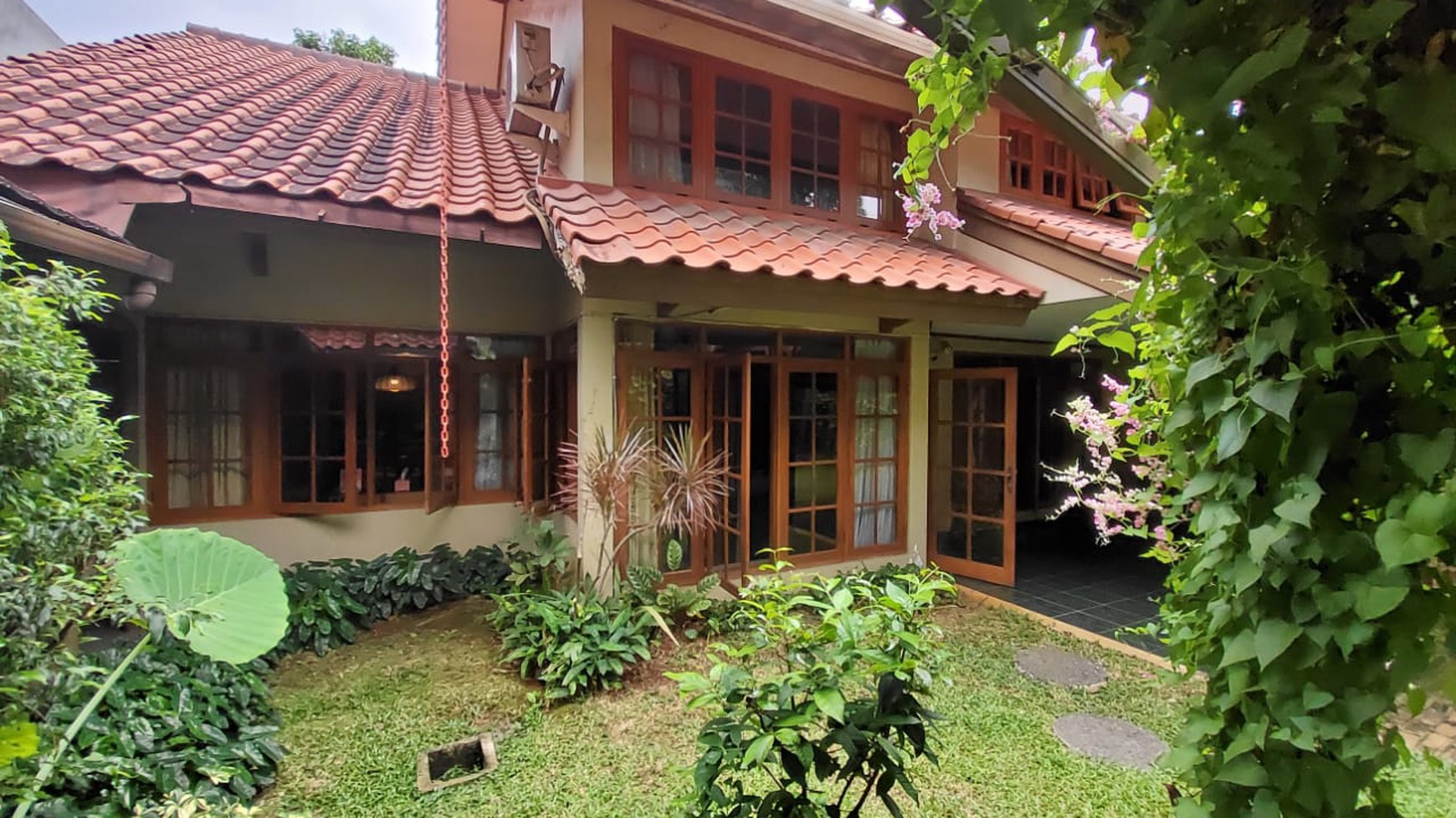 Rumah Kayu Full Jati @ Jati Padang , Jakarta Selatan