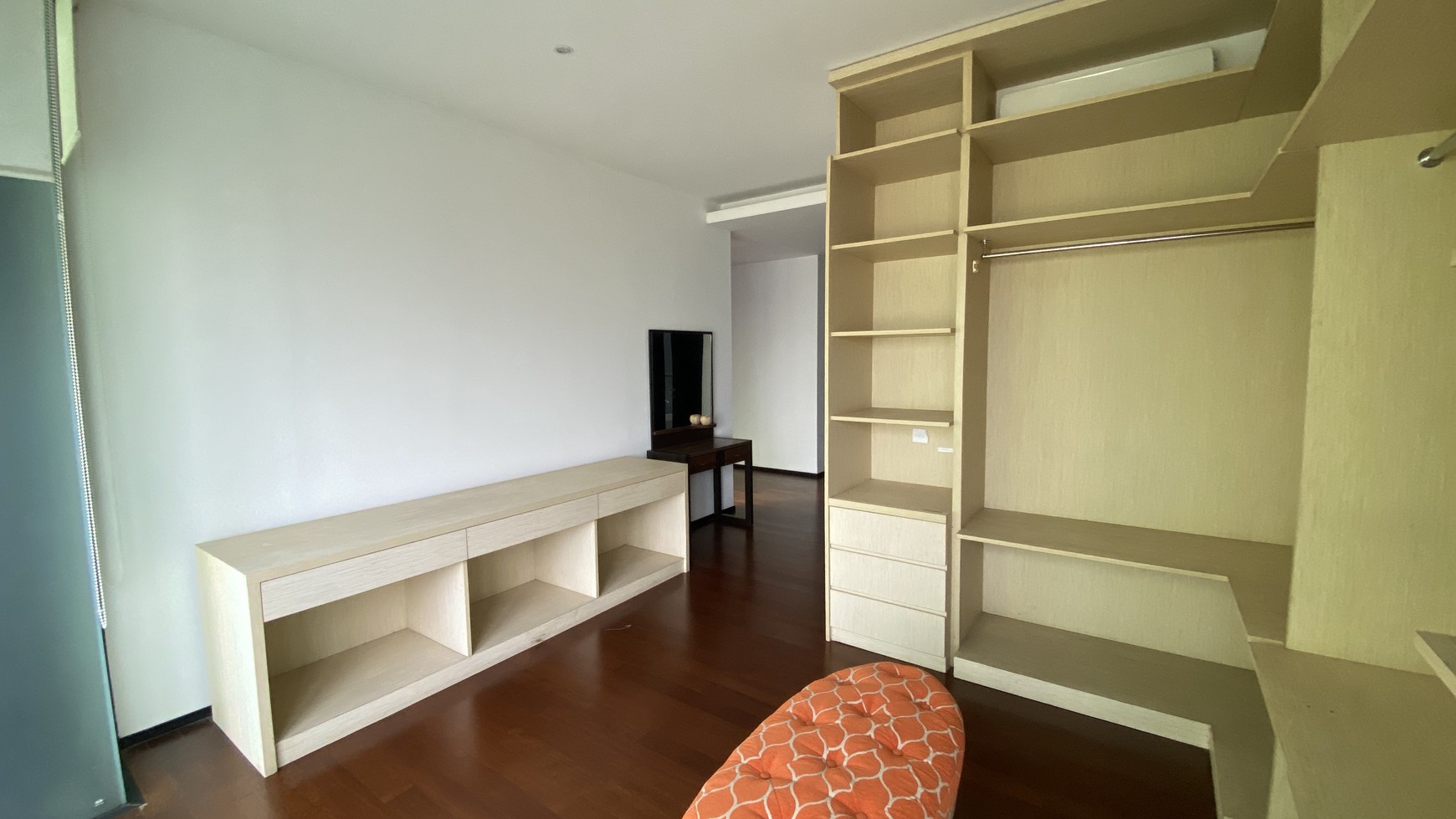 MODERN AND COMFY HOUSE AT MENTENG AREA