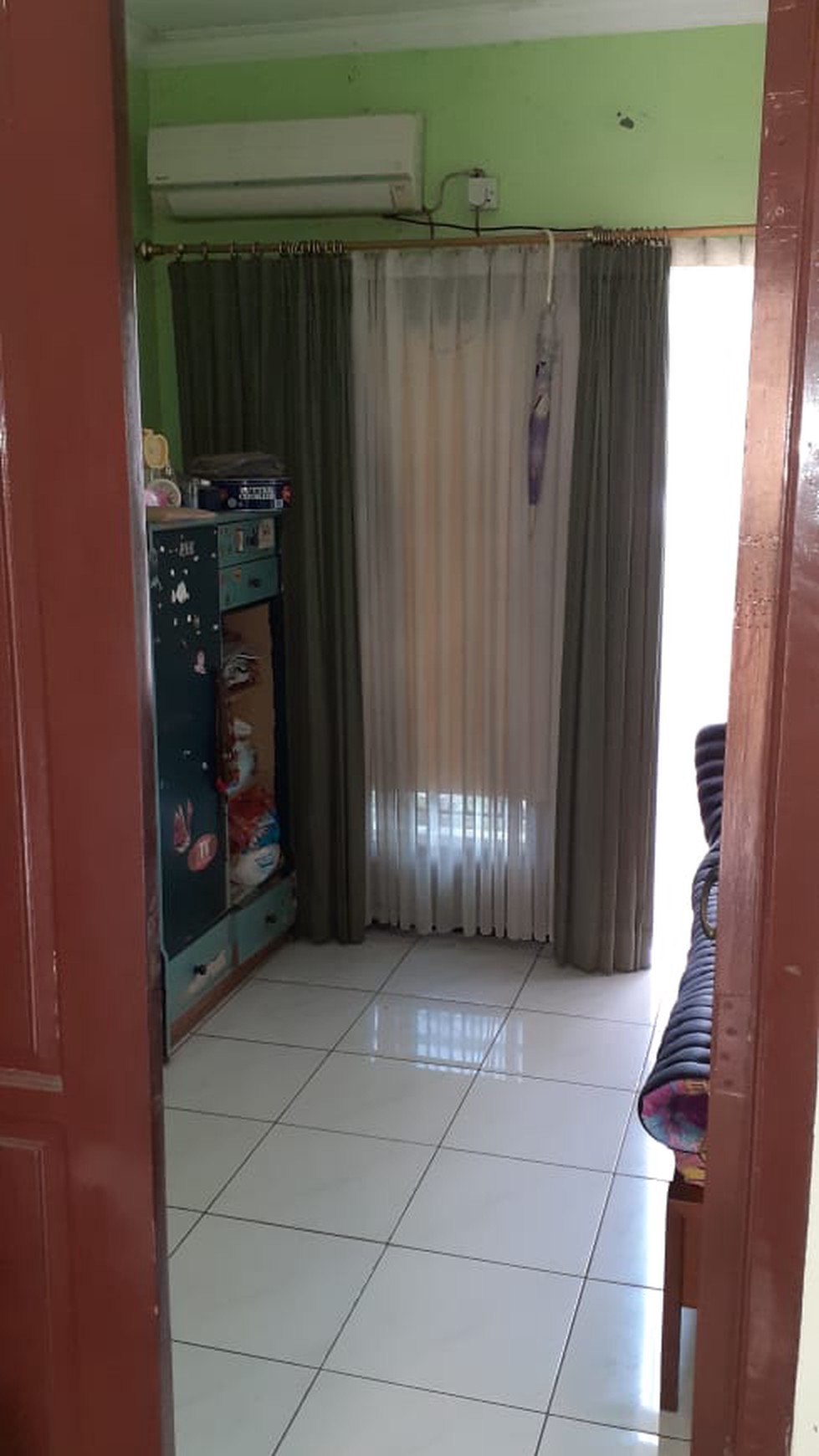 Rumah Bagus di Hook dalam Cluster di Bintaro Sektor 9