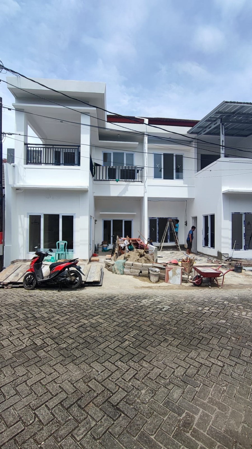 Rumah bagus, brand new 2 lantai di Graha Bintaro, dekat dg RS , Freshmart, tol baru, 