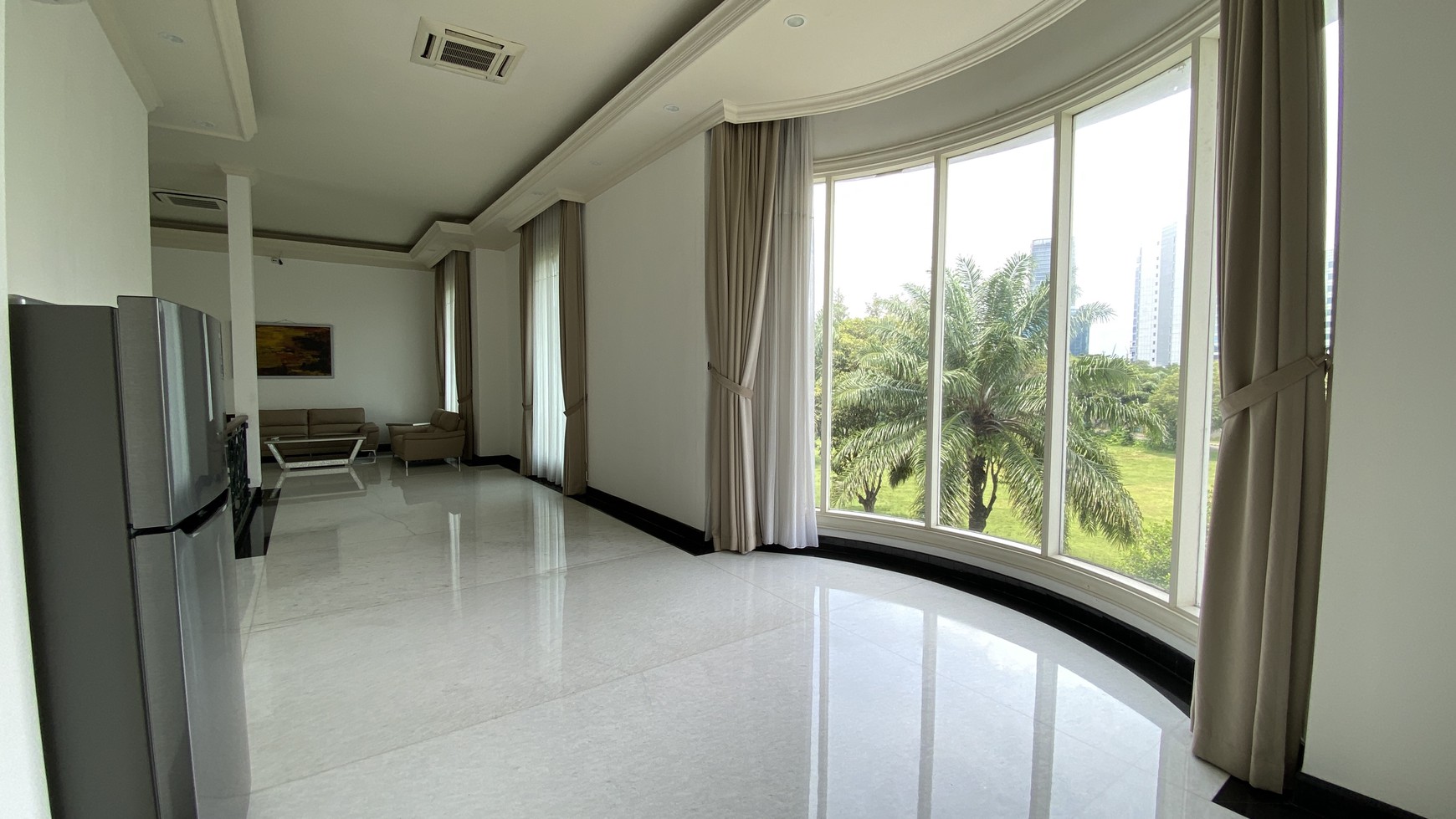 LUXURY  HOUSE AT KUNINGAN AREA, JAKARTA SELATAN