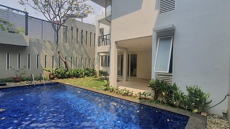 BEAUTIFUL AND COZY HOUSE in MEGA KUNINGAN