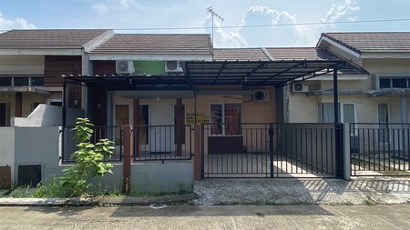 Rumah Depan Taman di Harvest City, Cibubur