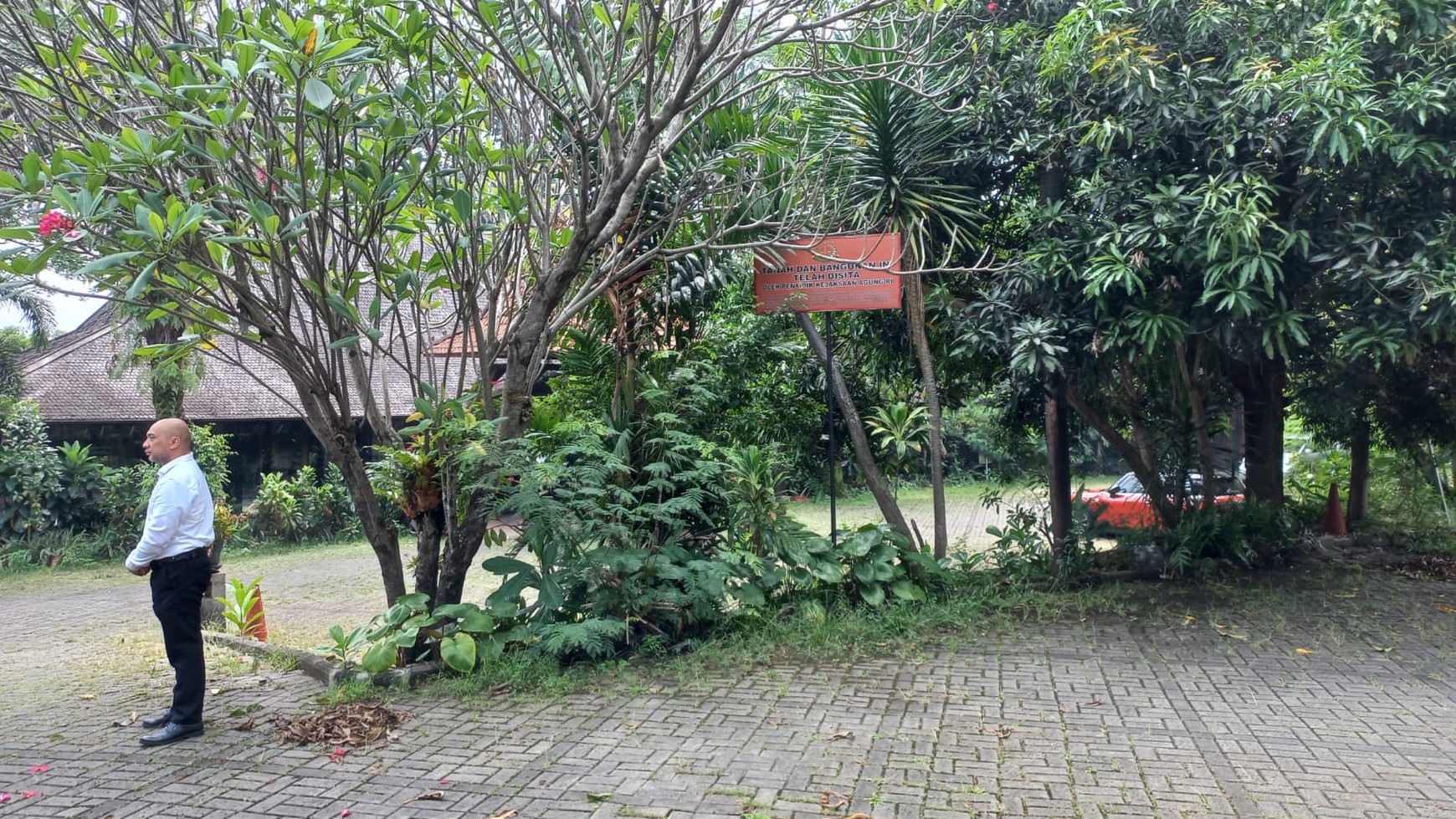 RUMAH DIJUAL JALAN JERUK PURUT JAKARTA SELATAN