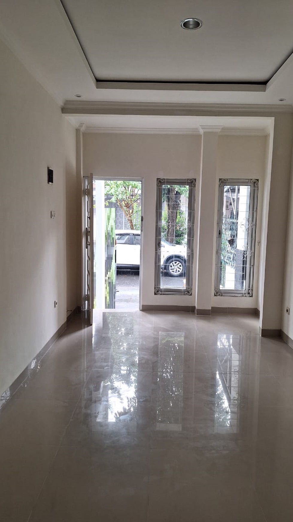 Rumah baru renov ,  2 lt, Bagus, Rapih siap huni di Graha Bintaro , keamanan 24 jam, dekat pintu tol , hrg nego , shm