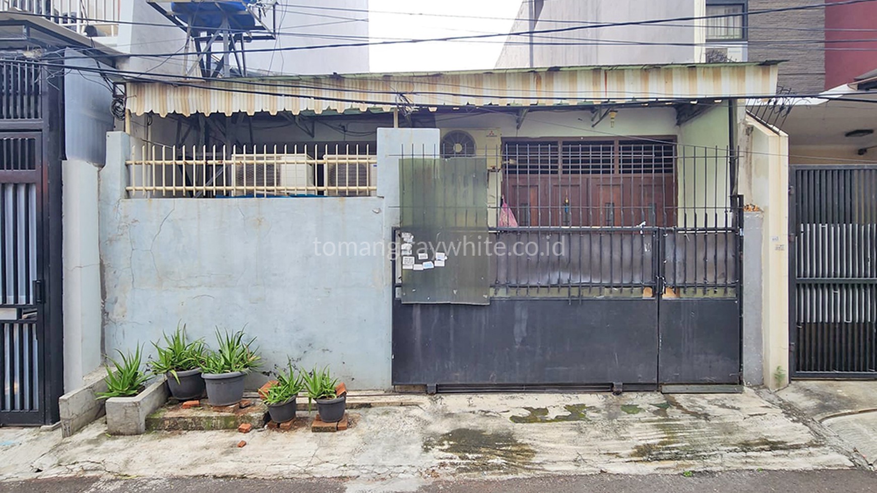 Rumah dijual Tomang