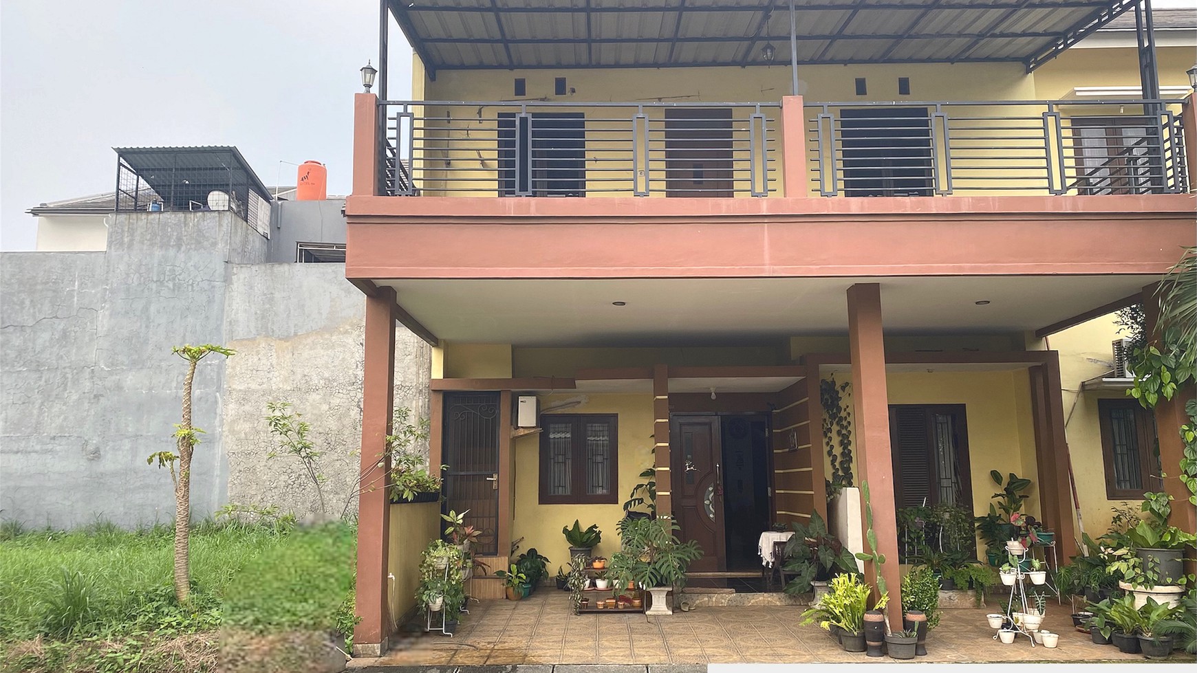 Rumah di The Address, Cibubur