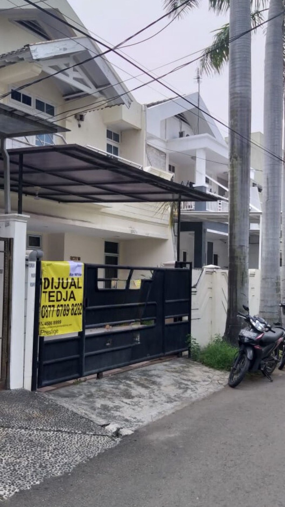 Rumah 2 lantai di Kelapa Gading 