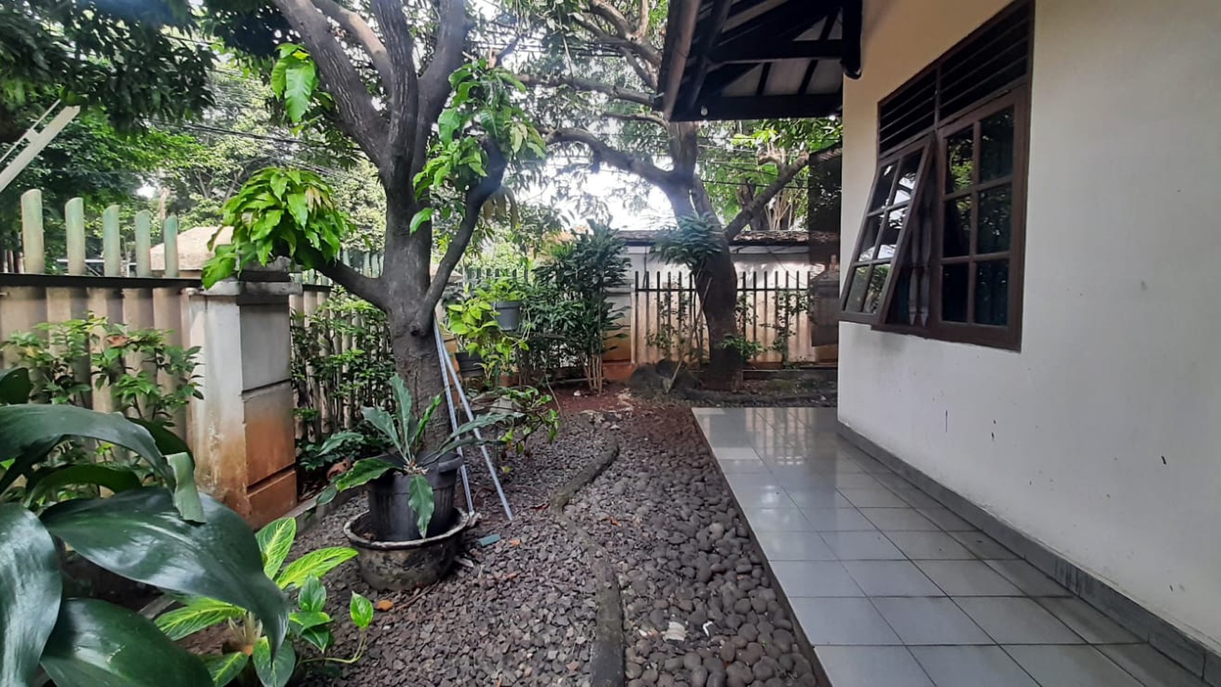 Rumah Strategis Diarea Bintaro Jaya Sektor 1 Dekat Gatte Toll Bintaro