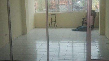 Cocok untuk Kantor, Gudang , 2 Unit Ruko di area Petamburan, Tanah Abang, Jakarta Pusat 