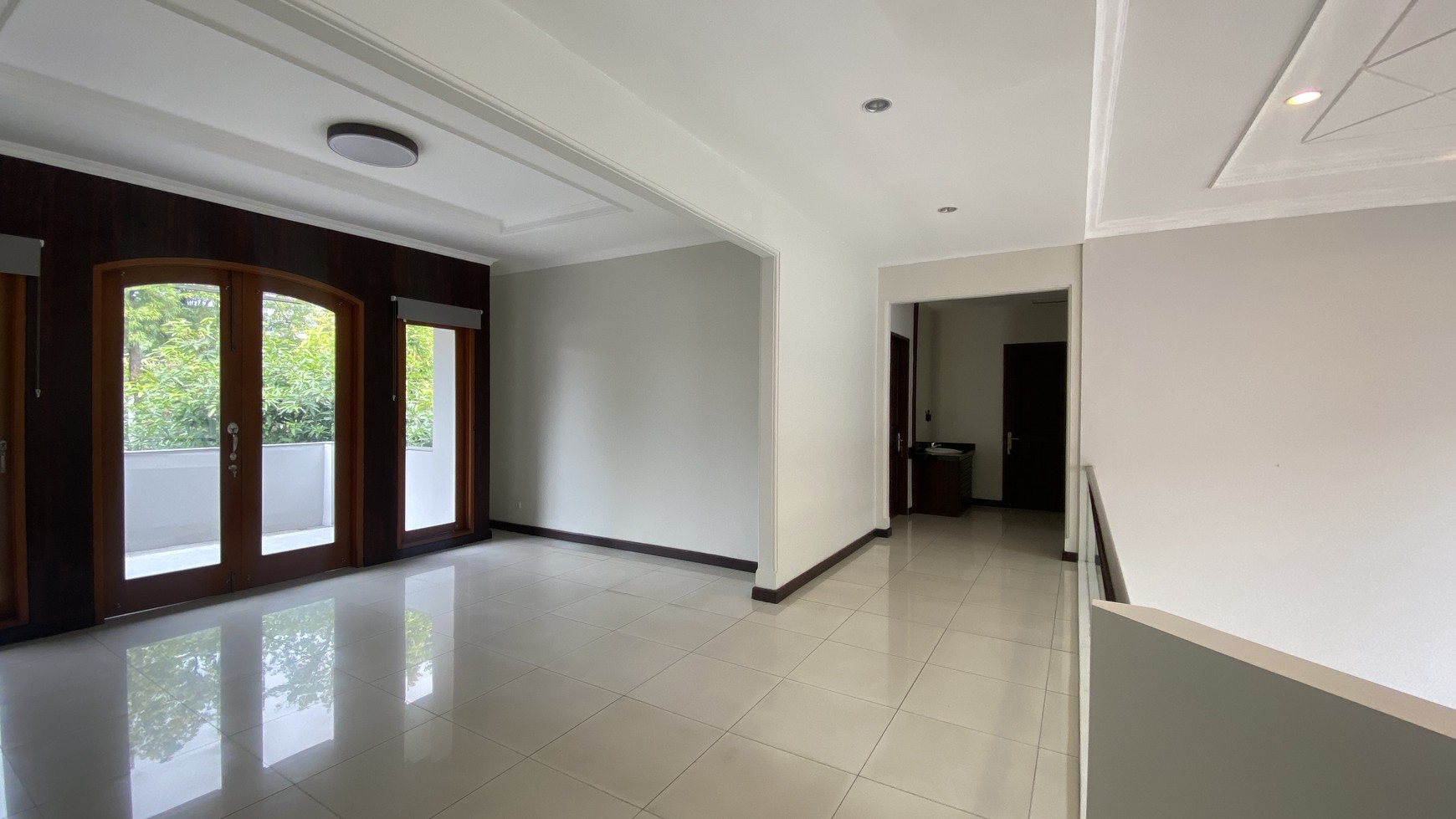 Rumah 2 Lantai Modern Tropical di Wijaya, Kebayoran Baru, Jakarta Selatan