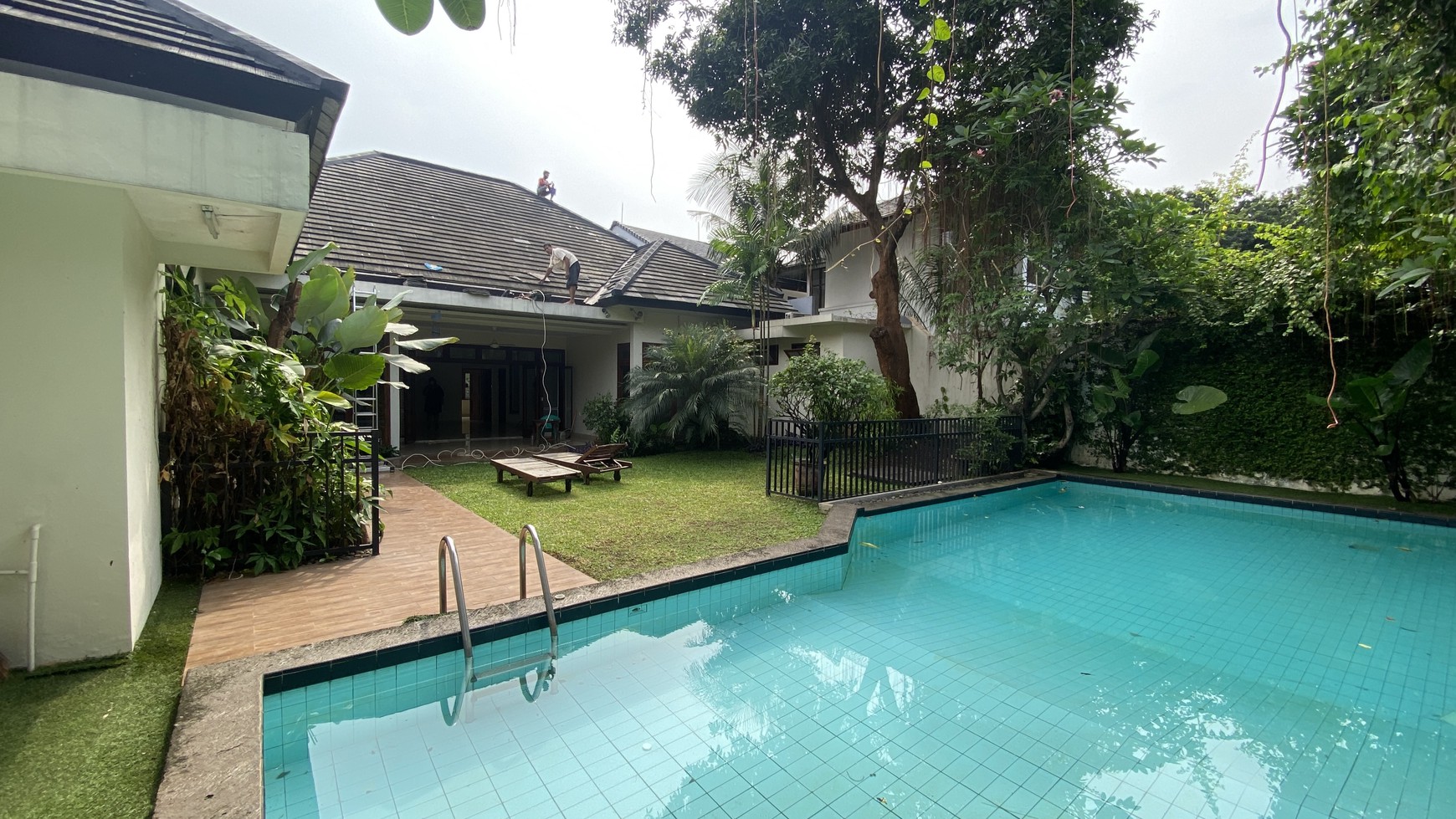 Beautiful House with Big Backyard at Kemang Area