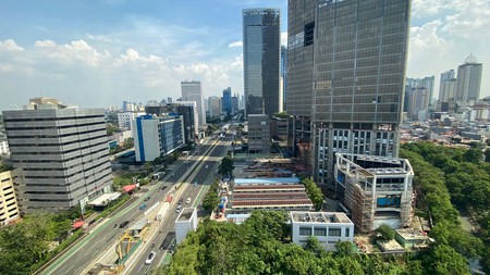 Gudung Lippo Thamin, terletak dikawasan ring 1,  300m2, menghadap ke Bunderan Hotel Indonesia