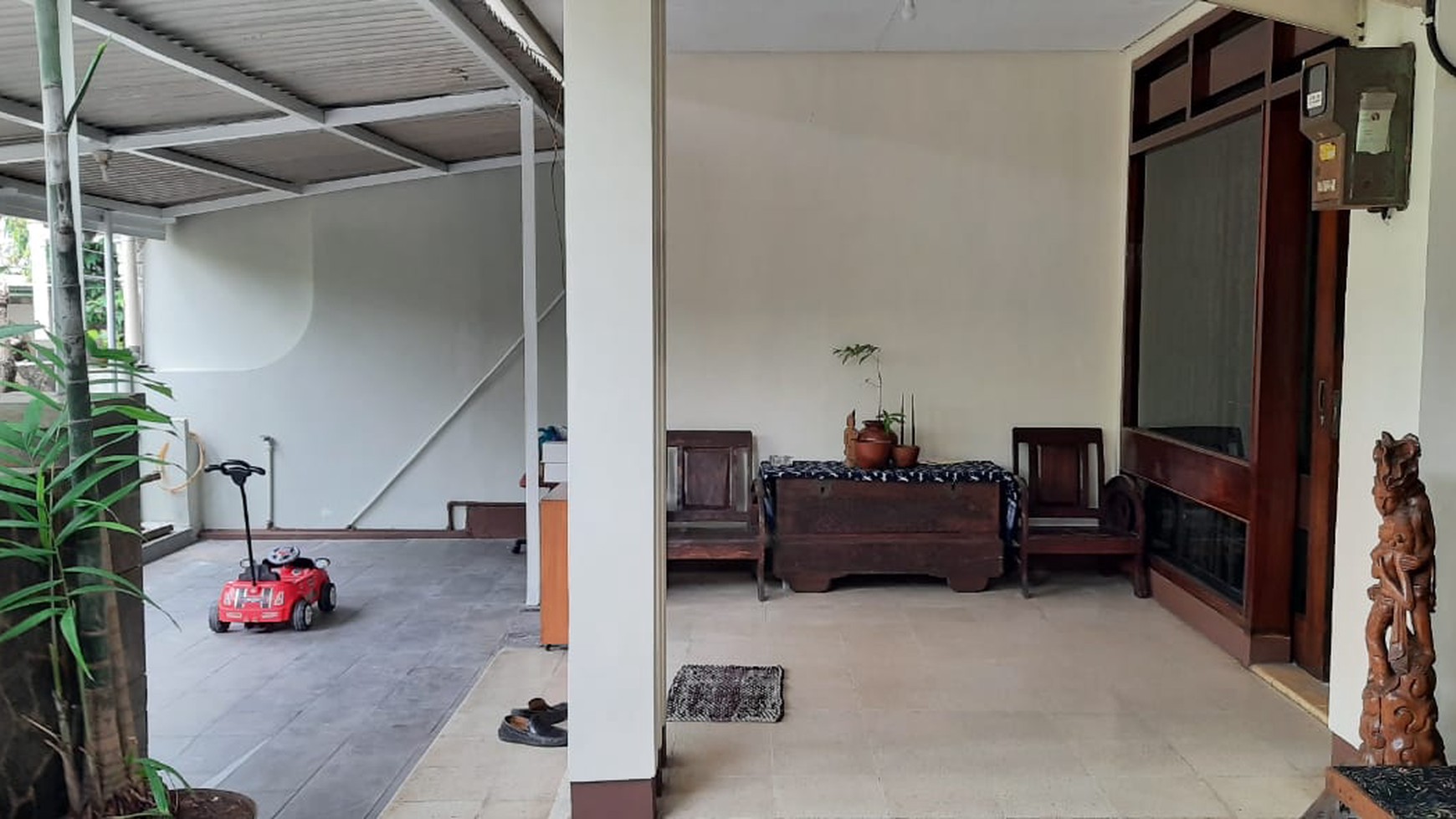 Rumah dekat dg jl. S Parman (Slipi), Kemanggisann.....