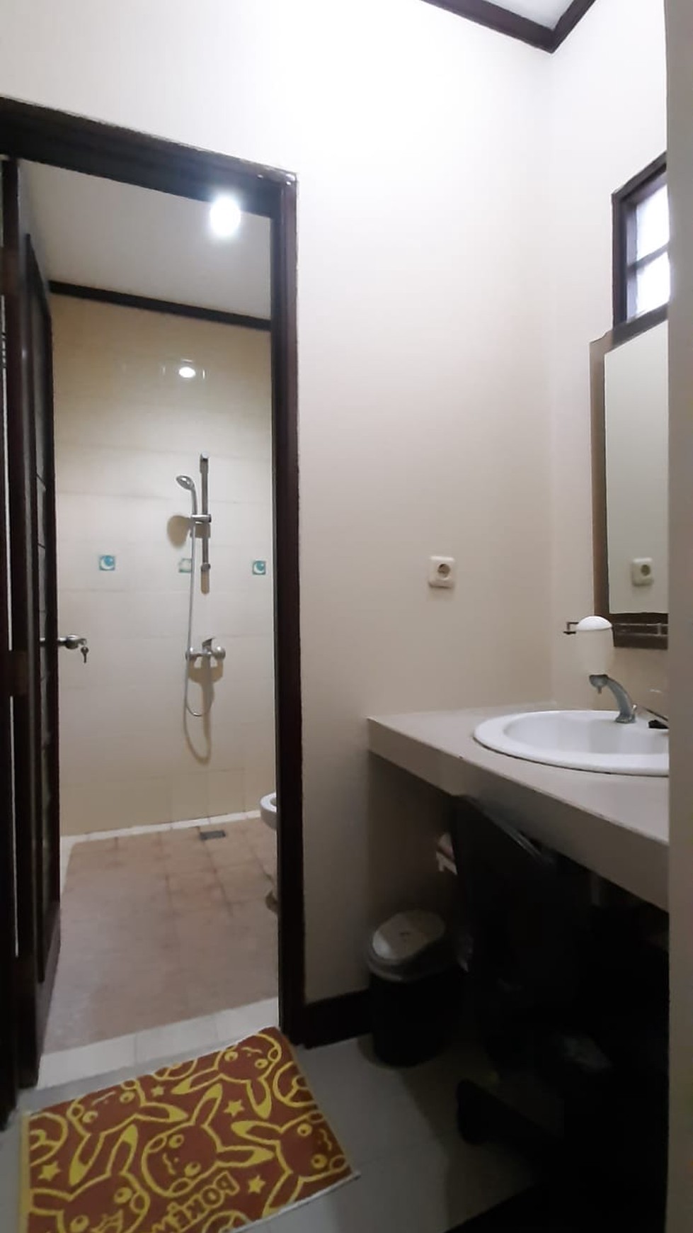 Rumah Keren Area Bintaro Jaya Sektor 5 Dekat Kampus STAN & Pusat Kuliner