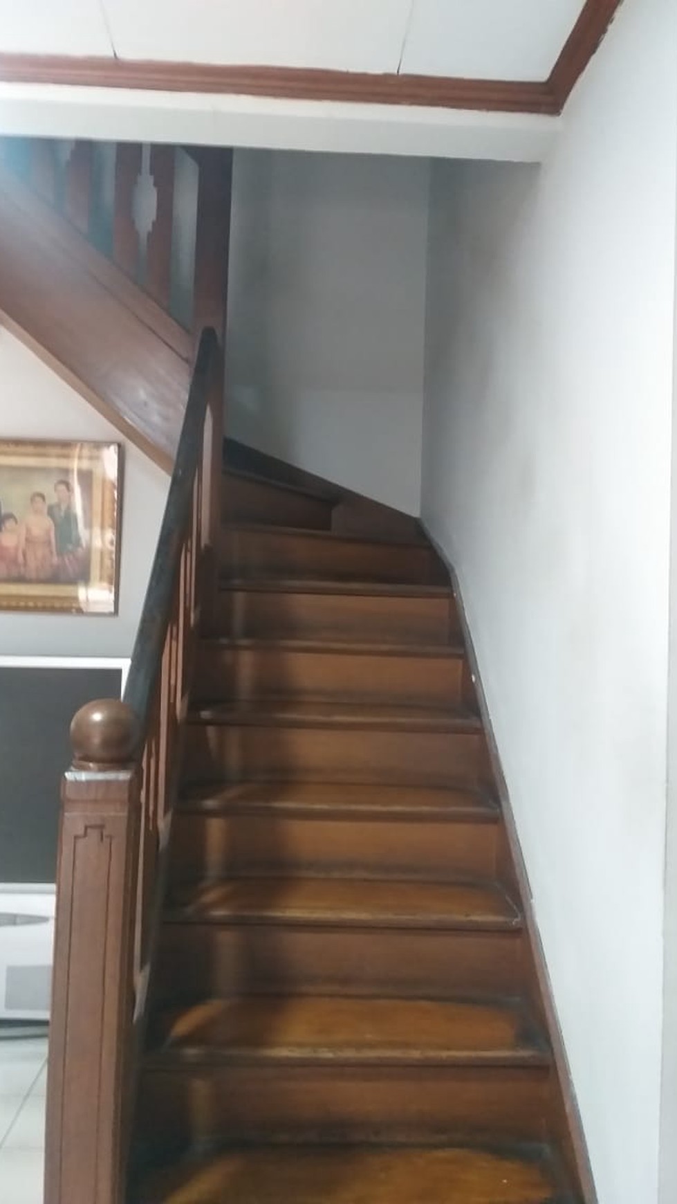 Rumah Luas Asri Diarea Bintaro Jaya Sektor 3 Dekat Akses Toll & Stasiun Comuter