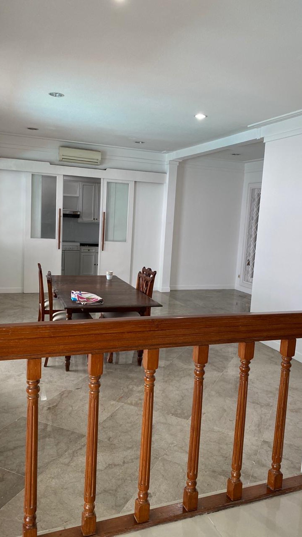 FOR RENT BEAUTIFUL NEW HOUSE AT PRAPANCA, JAKARTA SELATAN