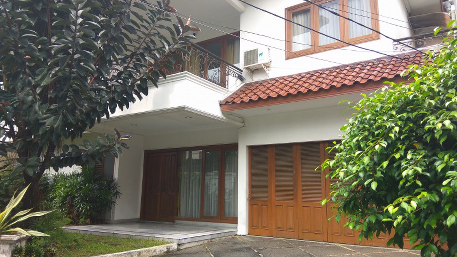 comfortable town house in ampera area for expatriat and others