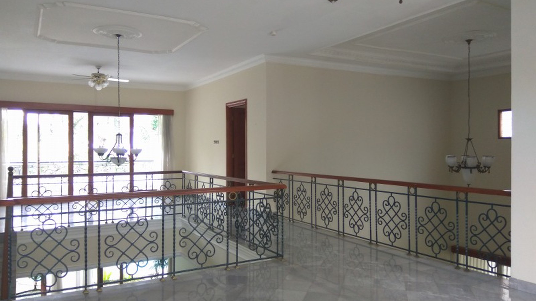 comfortable town house in ampera area for expatriat and others