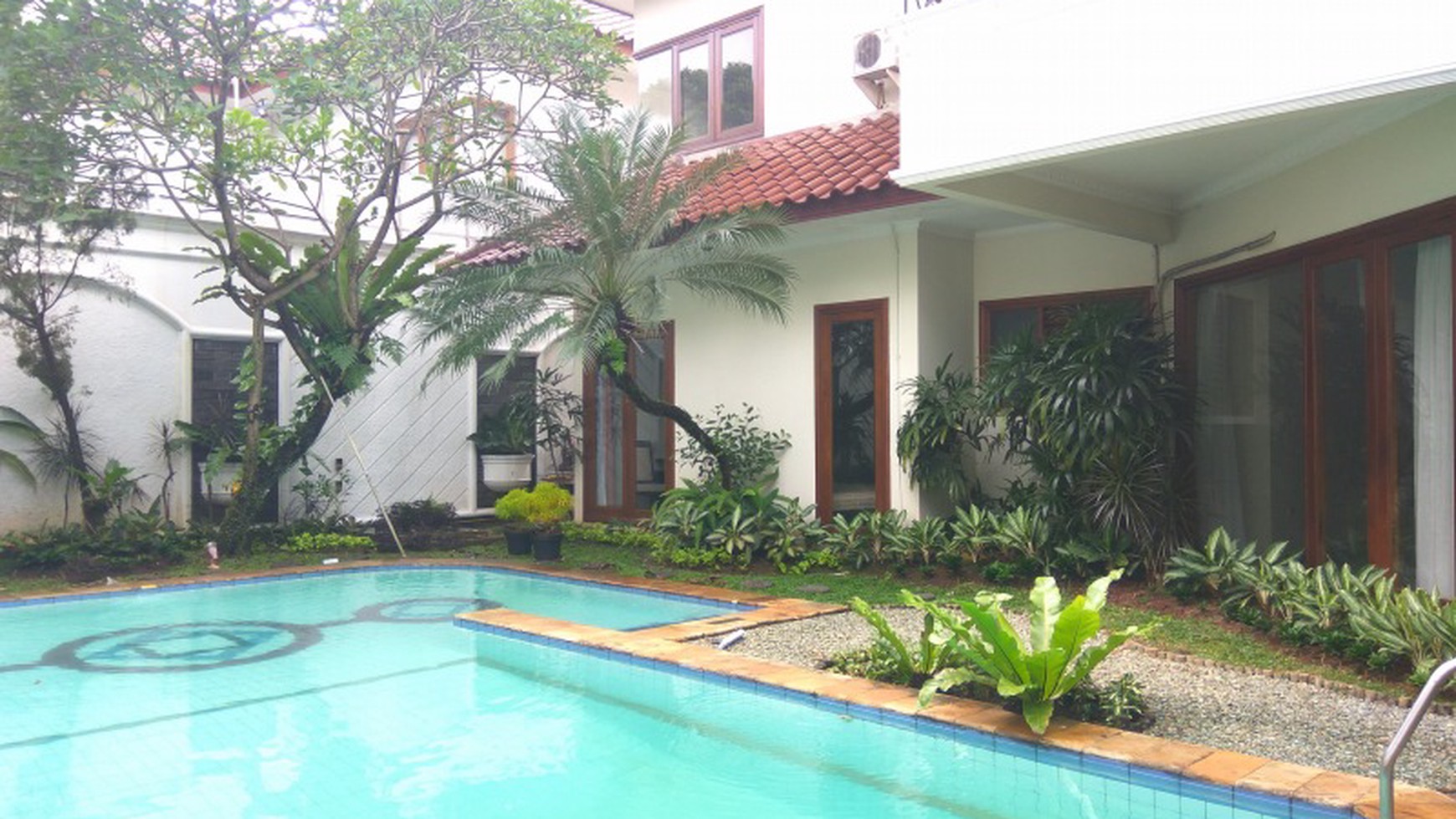 comfortable town house in ampera area for expatriat and others