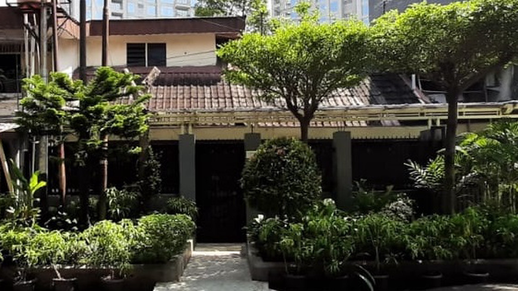 Rumah Standar Dekat Pusat Bisnis Majestik & Blok M Di Area Elite Jl Martimbang