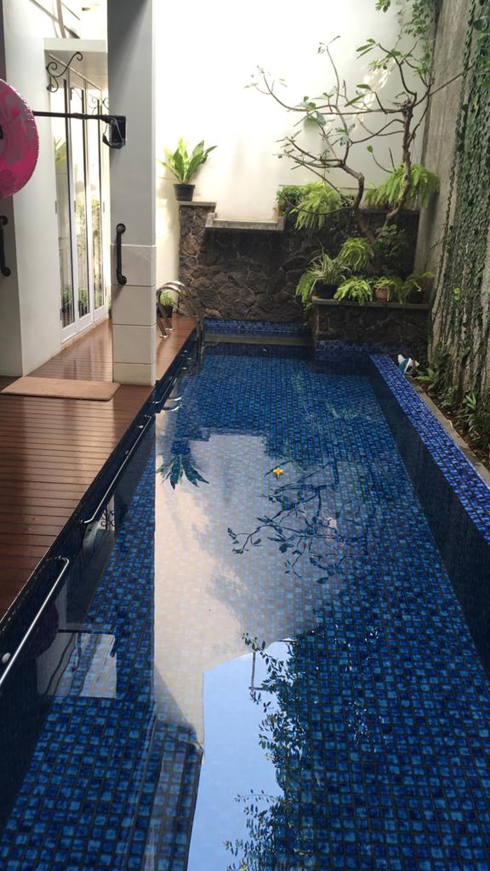 Beautiful House in Quiet Area at Menteng, Central Jakarta