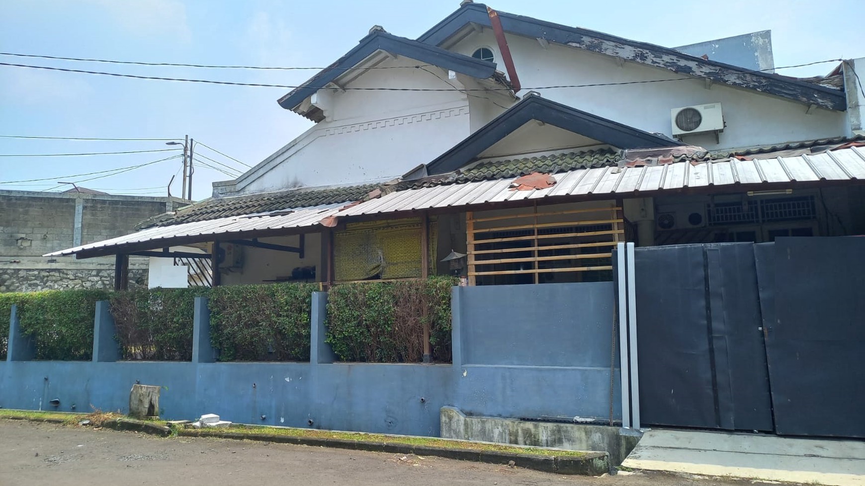 Rumah Sektor 9 Bintaro dlm cluster, pojok ada tanah kosong.....