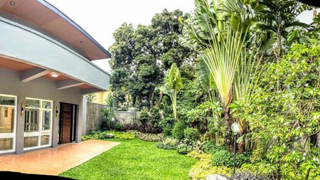 Cozy House with Bali Style in perfect area - SENOPATI