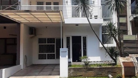 Rumah Manis Minimalis Diarea Cluster Emerald Bintaro Dekat Toll JORR