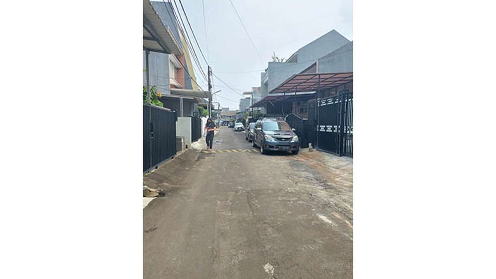 Rumah Kelapa Cengkir Barat, Kelapa Gading Luas 6x15m2