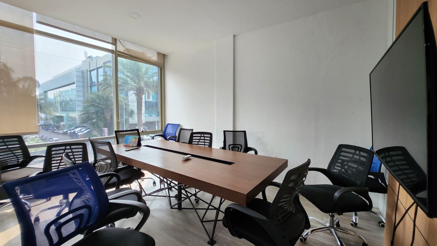 Dijual 2 unit ruko bagus kompleks ruko puri mutiara