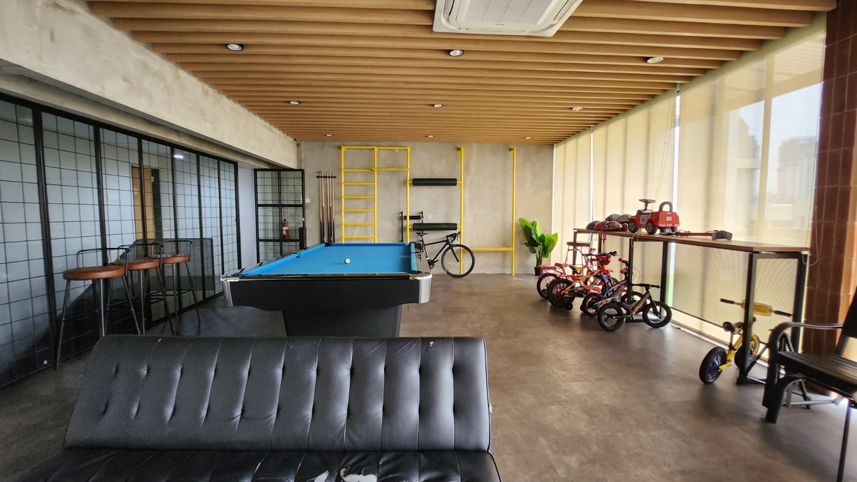 Dijual 2 unit ruko bagus kompleks ruko puri mutiara
