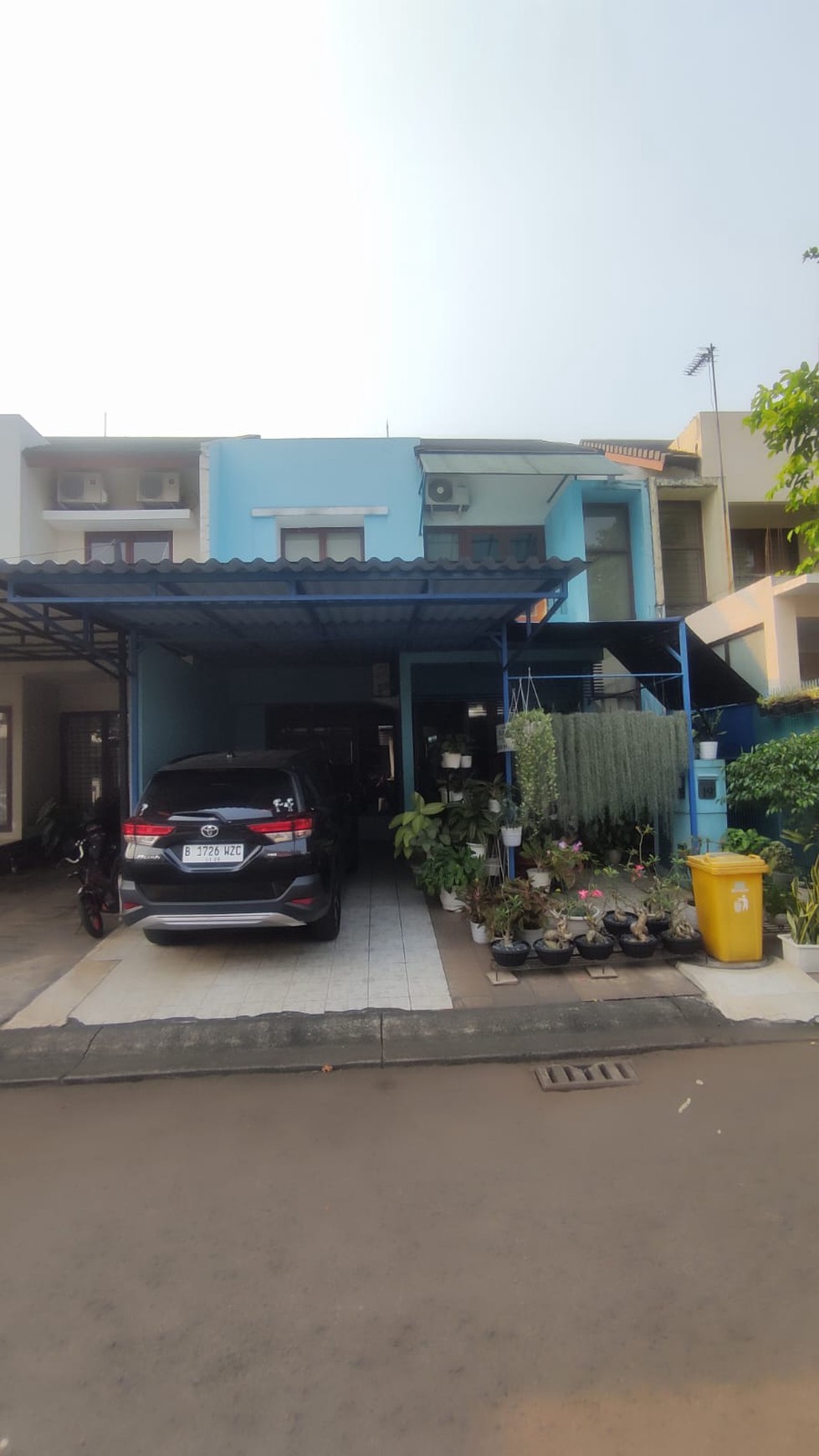 Rumah minimalis dalam cluster di bintaro sektor 9