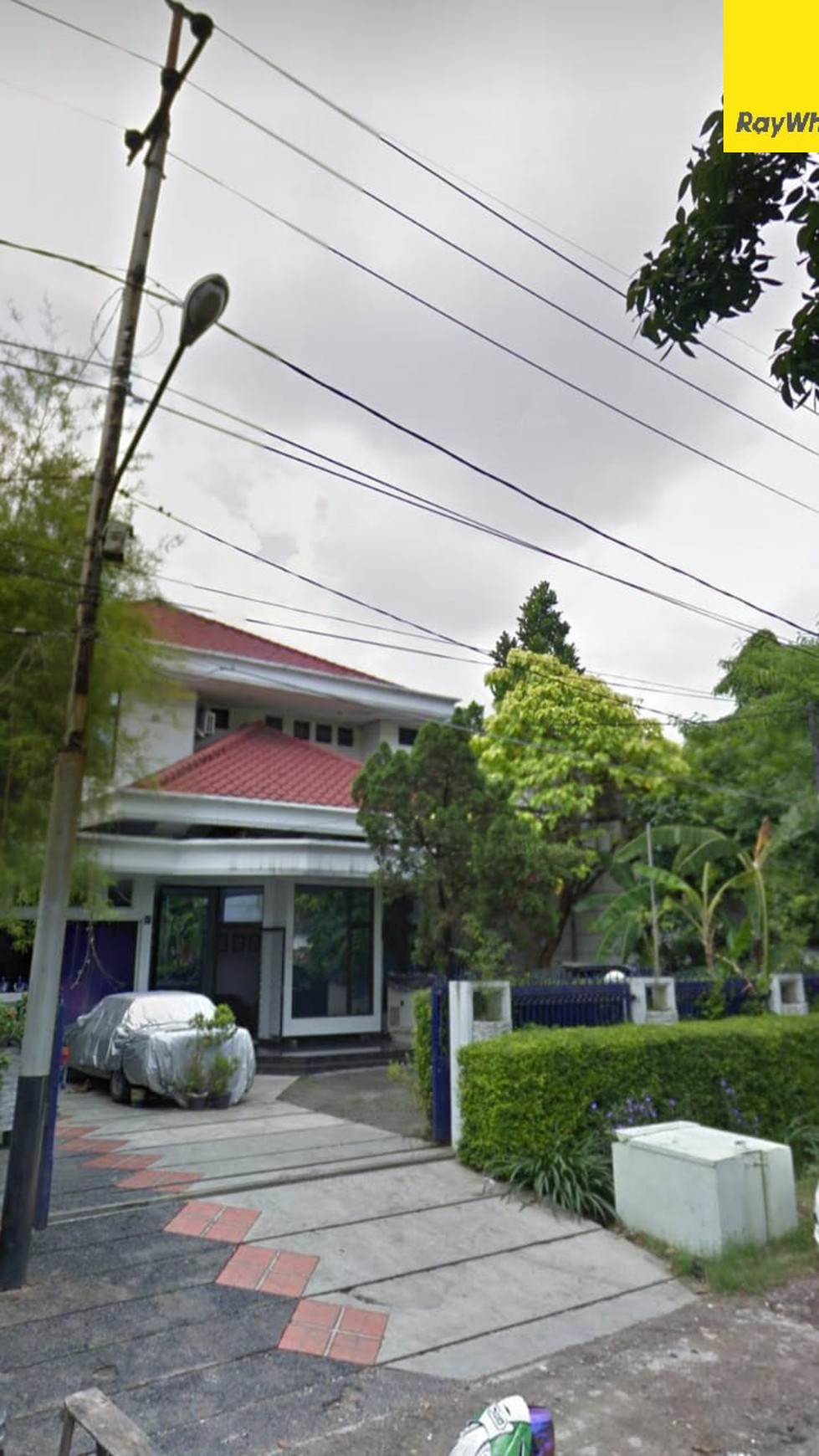 Disewakan Rumah Tengah Kota di Jl Ir Anwari, Surabaya